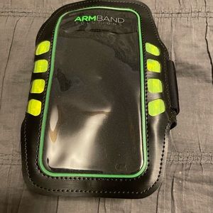 Armband Solutions phone holder